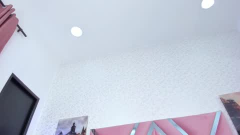 Lara Murphy online show from September 9, 7:35 pm