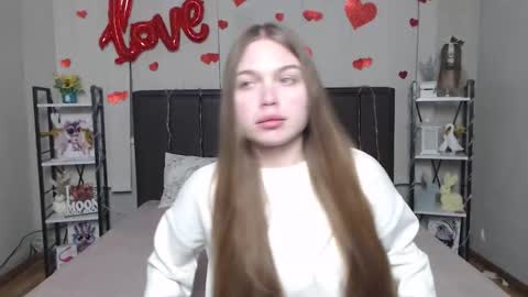 Snapshot of larapika chatting on February 11, 6:07 am LaraPika online show from February 11, 6:07 am