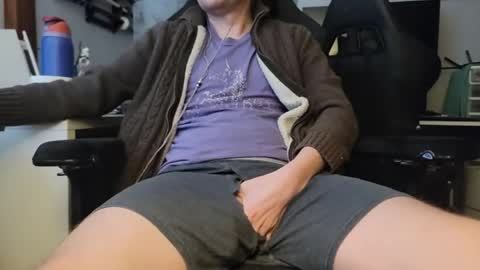 largerwilliam online show from March 30, 4:35 am