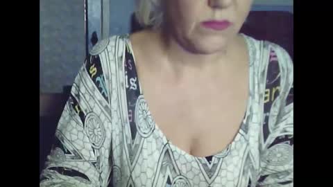 Snapshot of larisaq4ugo24 chatting on February 7, 7:29 am larisaq4ugo24 online show from February 7, 7:29 am