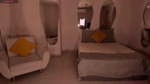 Larisa Smirnov online show from November 15, 4:21 am