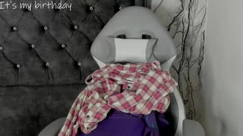  Lari online show from January 16, 2:41 am