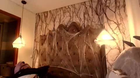  Lari online show from October 23, 3:17 am