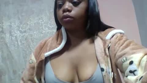 larissa645771 online show from April 24, 2:58 am