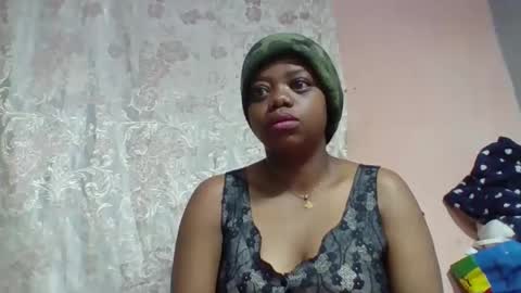larissa645771 online show from May 6, 3:02 am
