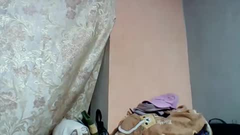 larissa645771 online show from May 13, 8:55 am
