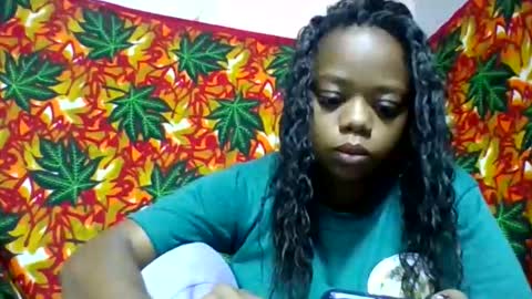 larissa645771 online show from May 25, 4:18 am