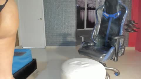       online show from October 23, 8:40 pm