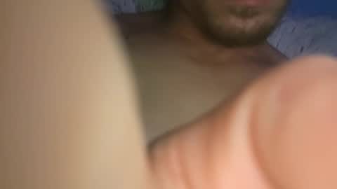 Snapshot of larry009 chatting on February 8, 12:47 am larry009 online show from February 8, 12:47 am