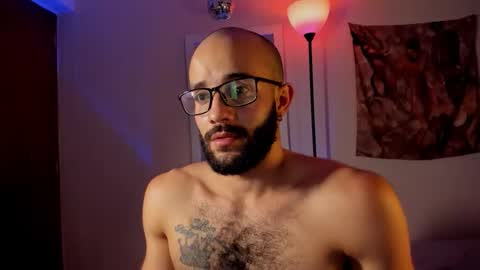 Snapshot of larry_stewart chatting on March 5, 11:23 pm larry_stewart online show from March 5, 11:23 pm