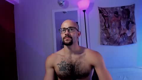 Snapshot of larry_stewart chatting on March 11, 6:25 pm larry_stewart online show from March 11, 6:25 pm