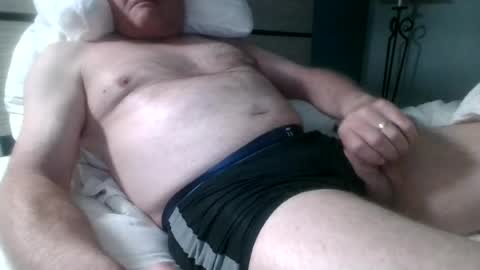 larryj007 online show from June 12, 7:29 am