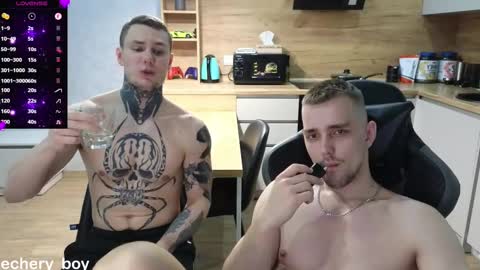 Snapshot of larstar01 chatting on March 4, 2:17 am Lars online show from March 4, 2:17 am