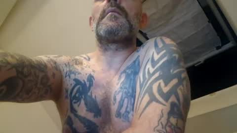 larsvegas1895 online show from July 1, 11:15 pm