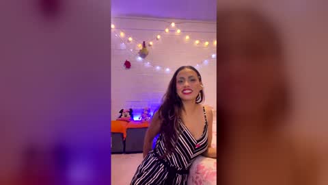 lasexbellaylabestia online show from April 30, 3:02 am