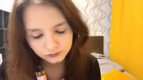 Mila online show from June 6, 6:45 pm