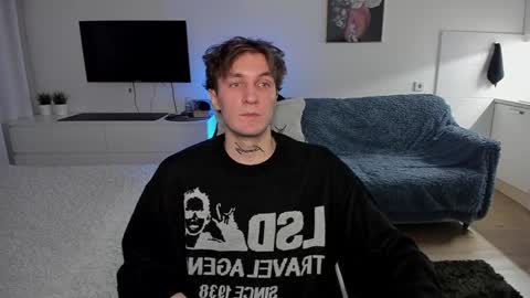 Snapshot of lastnight4you chatting on December 11, 5:59 pm acie online show from December 11, 5:59 pm