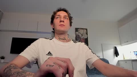 Snapshot of lastnight4you chatting on January 4, 4:43 pm acie online show from January 4, 4:43 pm