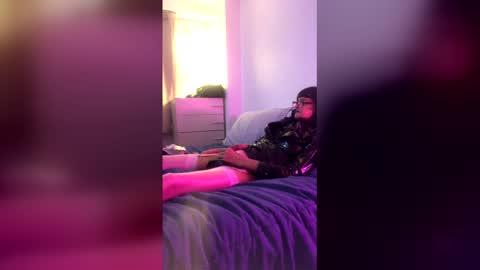 Snapshot of latex4grandpa chatting on February 27, 6:13 am latex4grandpa online show from February 27, 6:13 am