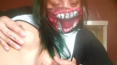 latex9408400 online show from February 28, 7:31 am