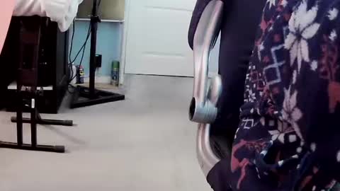 latexchris77 online show from January 29, 1:17 pm