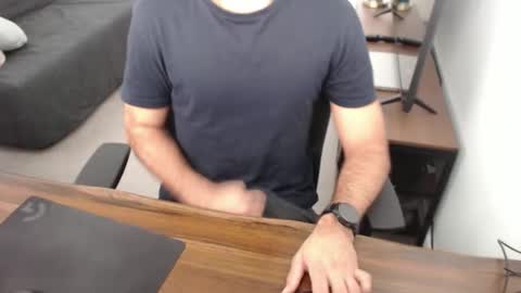 latexdave84 online show from November 9, 5:06 am