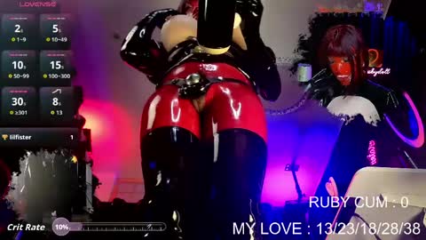 Snapshot of latexrubydoll chatting on April 28, 2:38 am Latex Ruby online show from April 28, 2:38 am