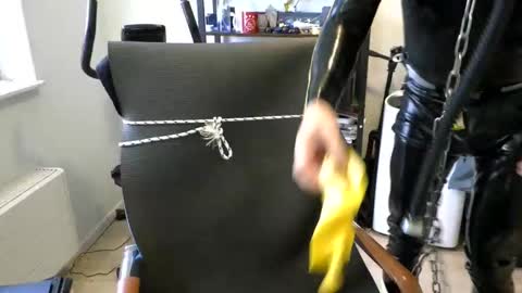 latexslaafboy online show from November 4, 9:08 am