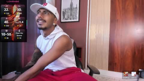 Snapshot of latin_blackmen chatting on February 27, 11:43 am latin_blackmen online show from February 27, 11:43 am