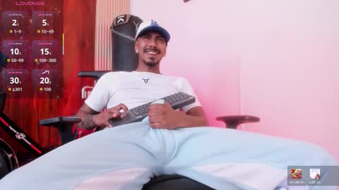 latin_blackmen online show from March 7, 12:02 pm