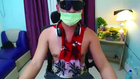 latin_boys0201 online show from March 19, 9:24 am