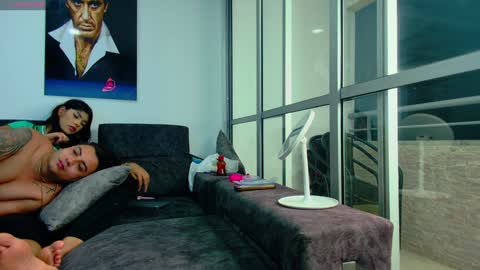 Snapshot of latin_couple77 chatting on January 17, 5:53 am Sara y Andy online show from January 17, 5:53 am