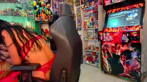 Snapshot of latin_couple77 chatting on February 15, 12:11 pm Sara y Andy online show from February 15, 12:11 pm