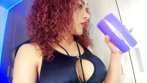 Snapshot of latin_goddessx chatting on March 2, 5:08 am instagramlatin goddessx im nikoll online show from March 2, 5:08 am