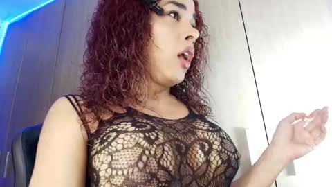 Snapshot of latin_goddessx chatting on March 15, 5:24 am instagramlatin goddessx im nikoll online show from March 15, 5:24 am