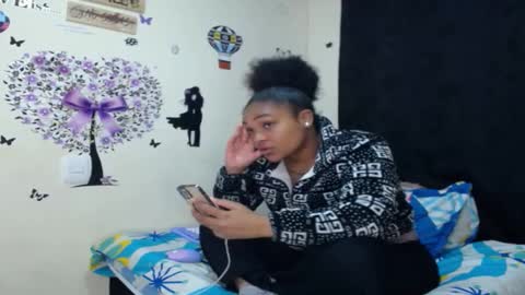 karen online show from December 3, 1:52 am