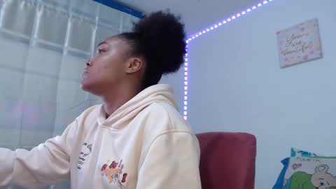 karen online show from November 19, 2:11 am