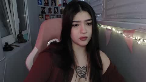 miiiiiiaaaa online show from March 3, 9:44 am