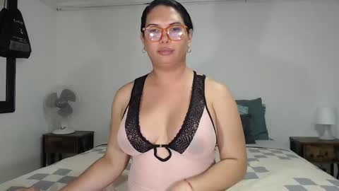 FLOR SALVAJE online show from May 31, 12:08 am