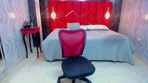 EMMA   online show from March 26, 4:01 pm