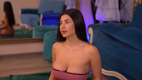 Latina online show from March 10, 6:23 pm