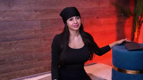 Latina online show from December 20, 5:42 pm