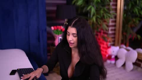 Latina online show from February 2, 7:23 pm