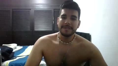 latinbeardcali online show from April 4, 12:53 am