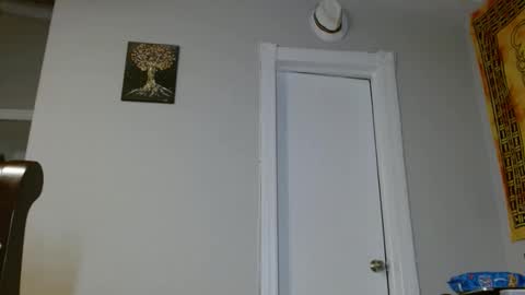 Chris online show from December 13, 7:53 pm