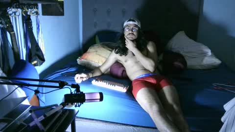 Snapshot of latinincognito chatting on December 15, 5:34 am latinincognito online show from December 15, 5:34 am