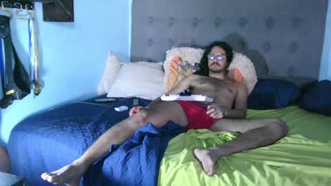 Snapshot of latinincognito chatting on December 29, 5:12 pm latinincognito online show from December 29, 5:12 pm