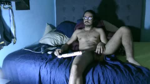 Snapshot of latinincognito chatting on December 31, 12:54 am latinincognito online show from December 31, 12:54 am