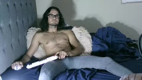 Snapshot of latinincognito chatting on October 28, 7:23 am latinincognito online show from October 28, 7:23 am