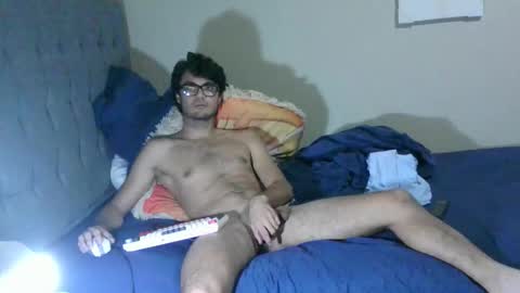 latinincognito online show from December 18, 5:24 am